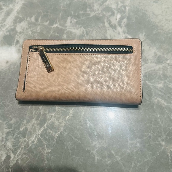 Kate Spade Staci Colorblock Large Slim Bifold Wallet -Warm Beige $219 WLR00122 - Picture 4 of 5